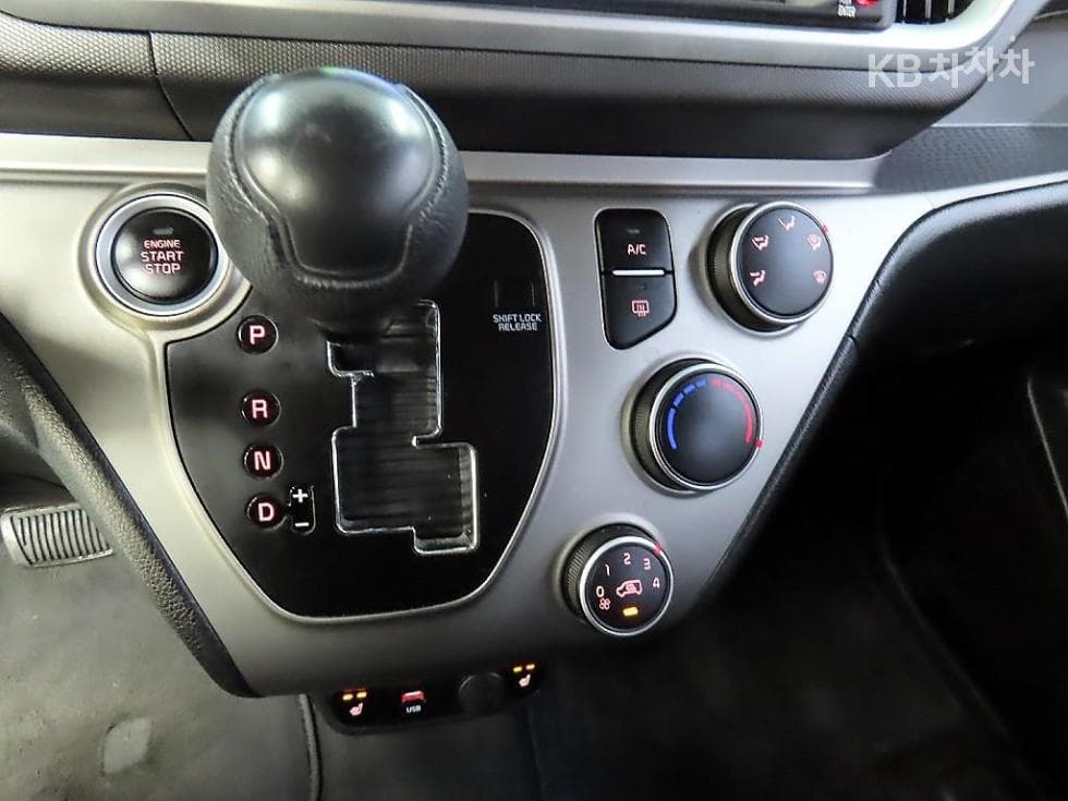 Kia The New (facelift) Ray (van)1.0 Gasoline Standard - 10
