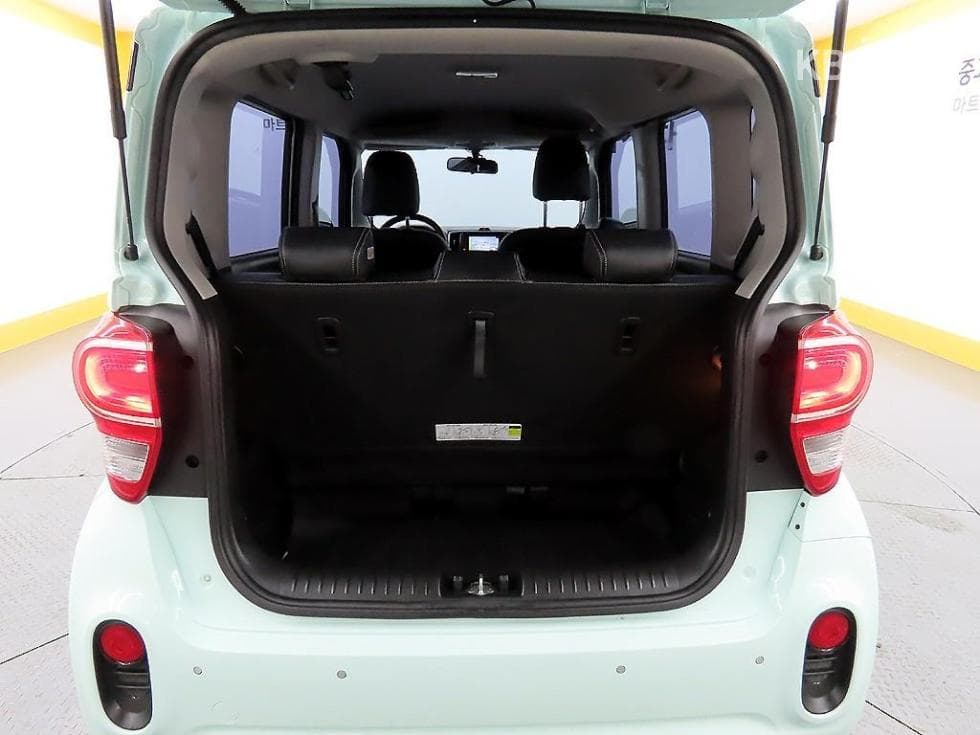 Kia The New (facelift) Ray (van)1.0 Gasoline Standard - 18
