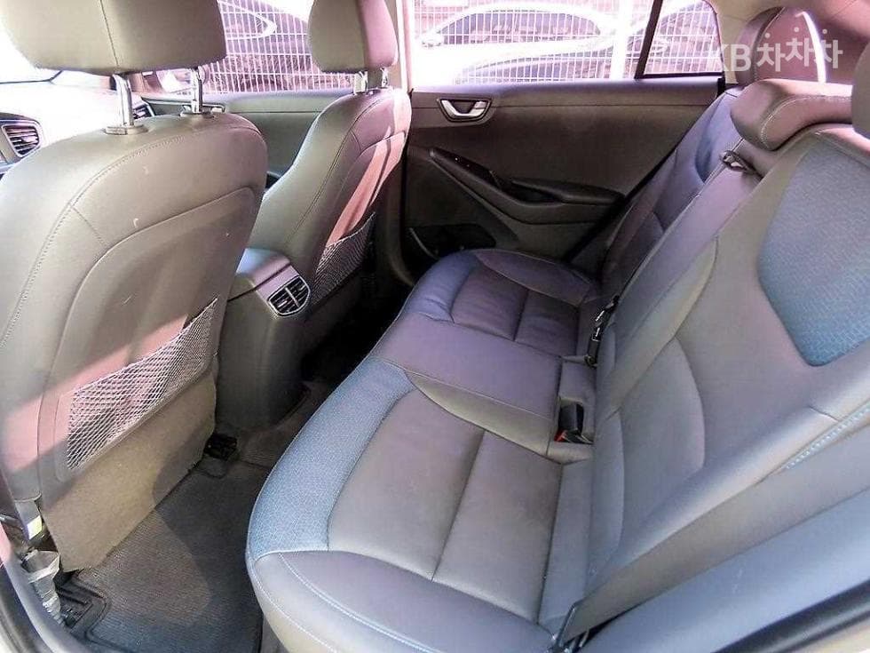 Hyundai IONIQ (Original Model)N - 6