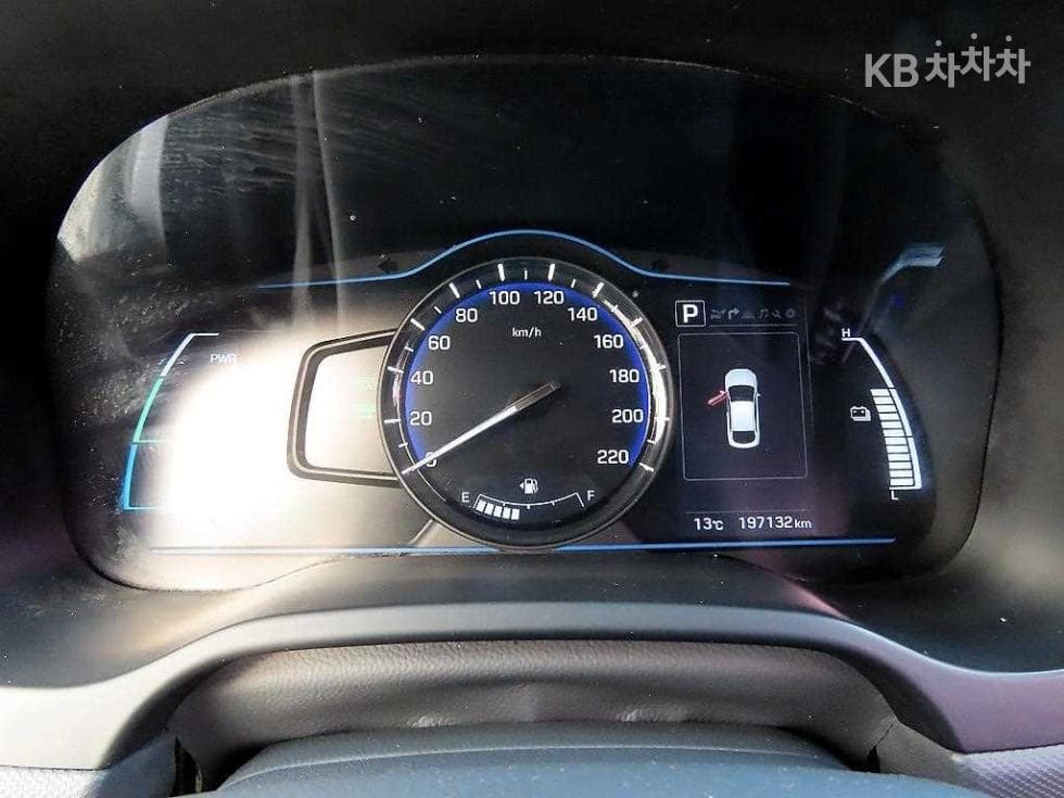 Hyundai IONIQ (Original Model)N - 9