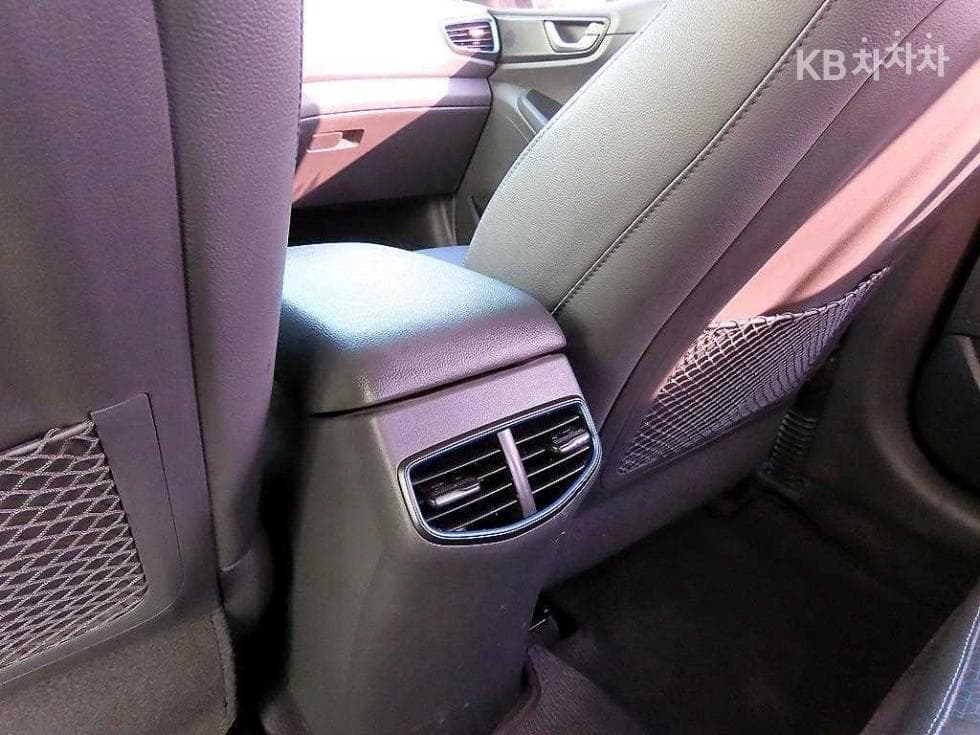 Hyundai IONIQ (Original Model)N - 16