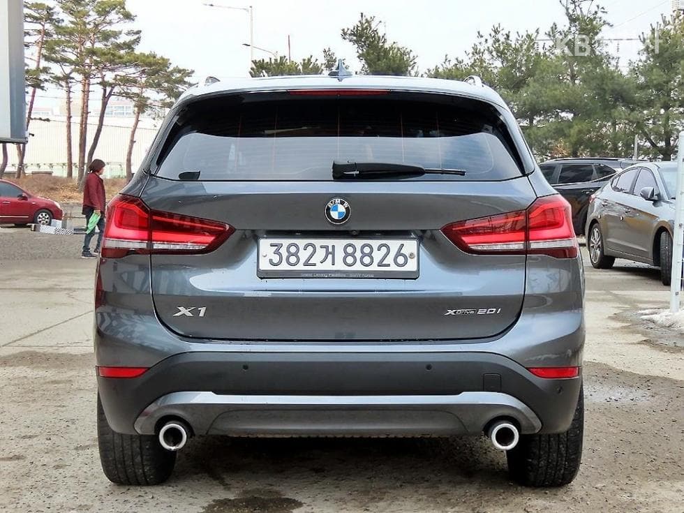 BMW X1 (F48)xDrive 20i xLine - 4