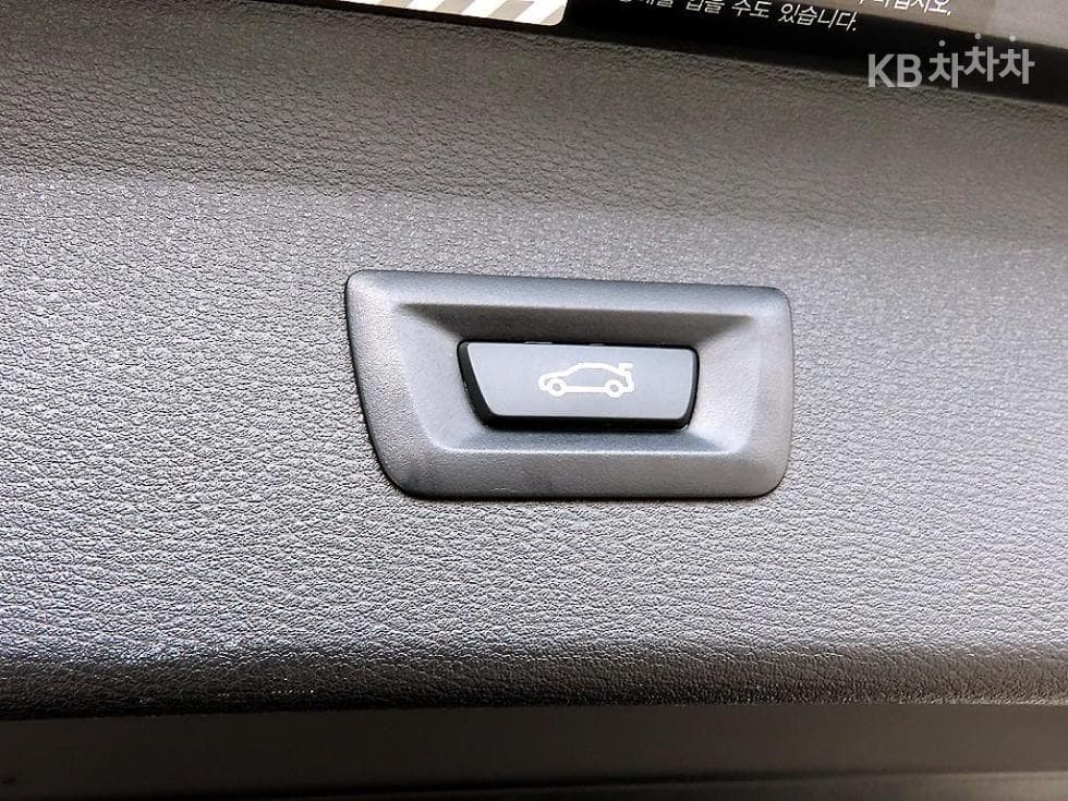 BMW X1 (F48)xDrive 20i xLine - 16