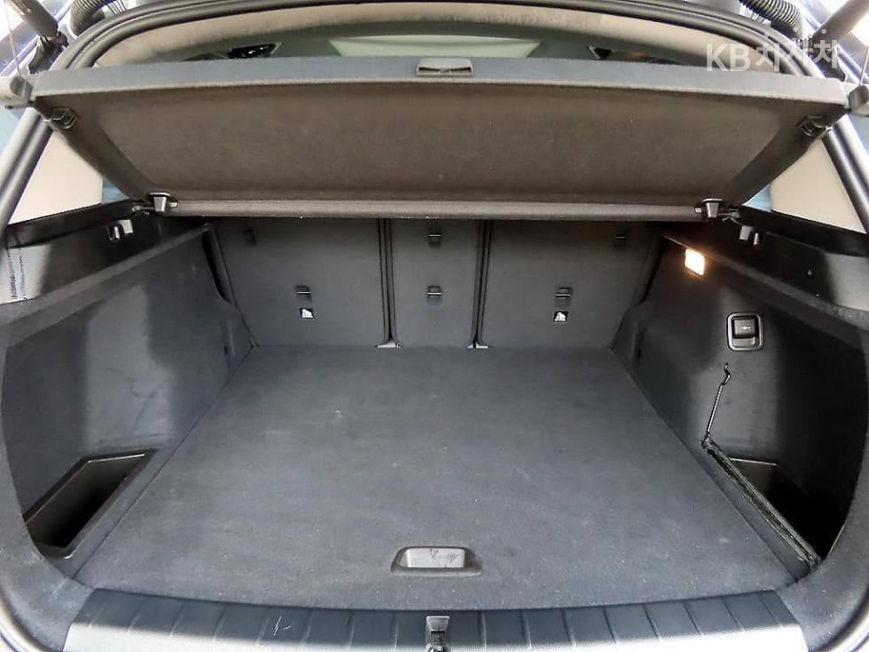 BMW X1 (F48)xDrive 20i xLine - 18