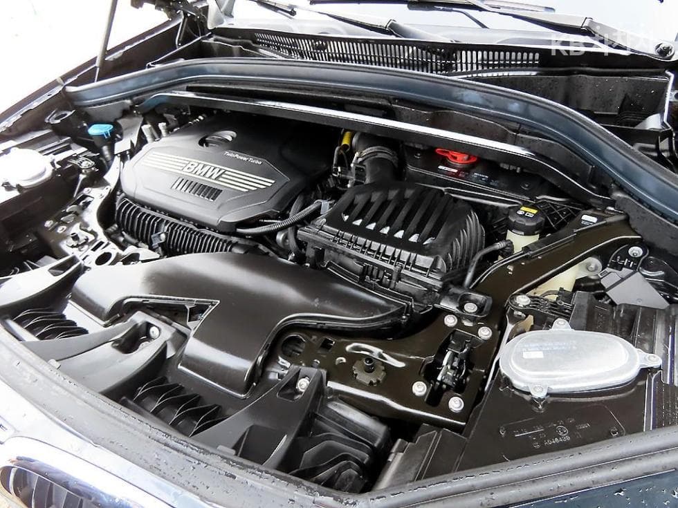 BMW X1 (F48)xDrive 20i xLine - 19