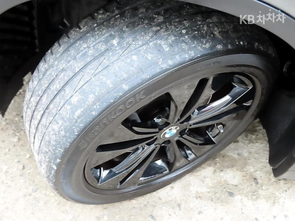 BMW X1 (F48)xDrive 20i xLine - 20