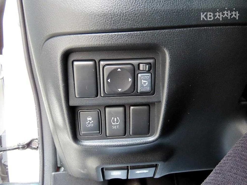 Нисан 쥬크1.6 SV - 12