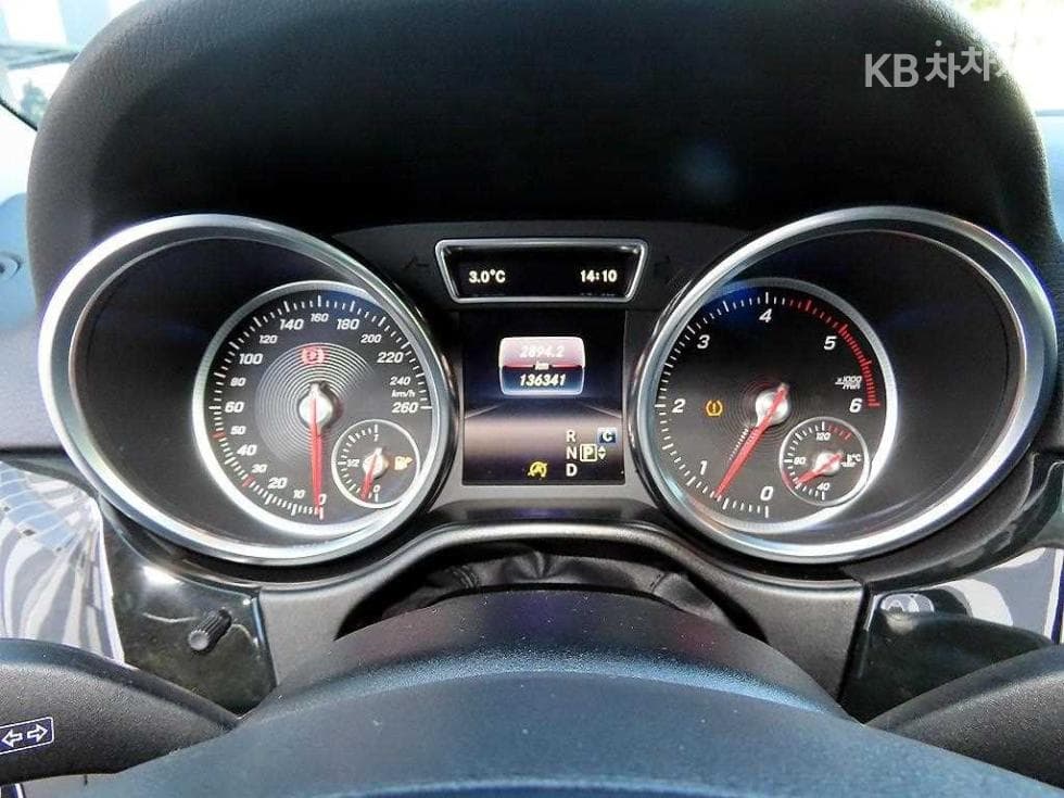 Mercedes-Benz GLE(W166)350 d 4Matic Standard - 9