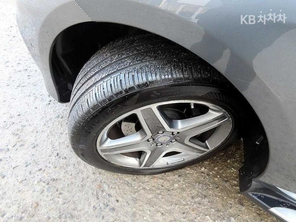 Mercedes-Benz GLE(W166)350 d 4Matic Standard - 20