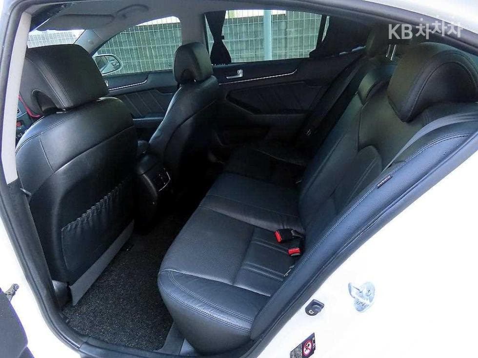 Kia 더 Prestige K7LPI 3.0 Luxury - 6