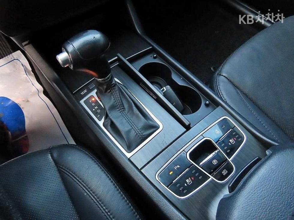 Kia 더 Prestige K7LPI 3.0 Luxury - 10