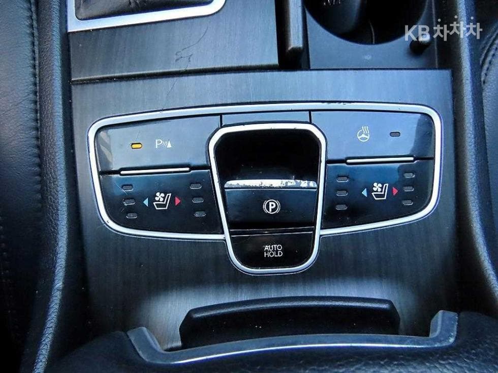 Kia 더 Prestige K7LPI 3.0 Luxury - 13