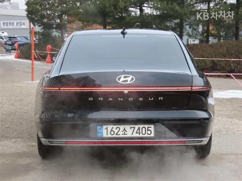 Хюндай Ди Всеново Grandeur (Azera)2.5L бензин 2WD Premium - 4