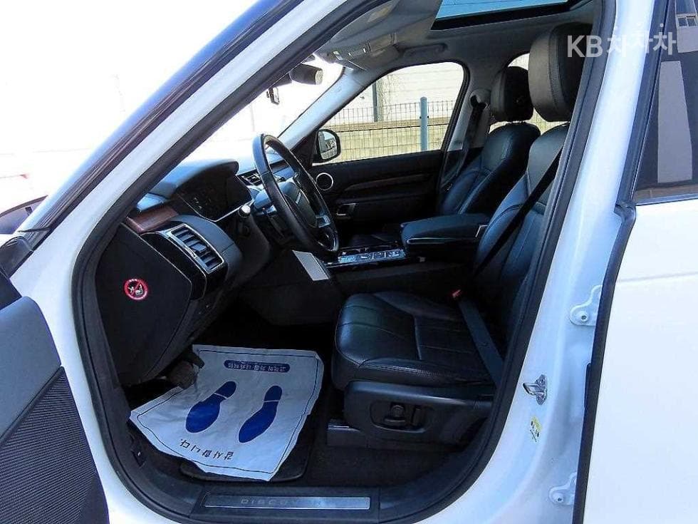 Land Rover 디스커버리53.0 TD6 HSE - 5