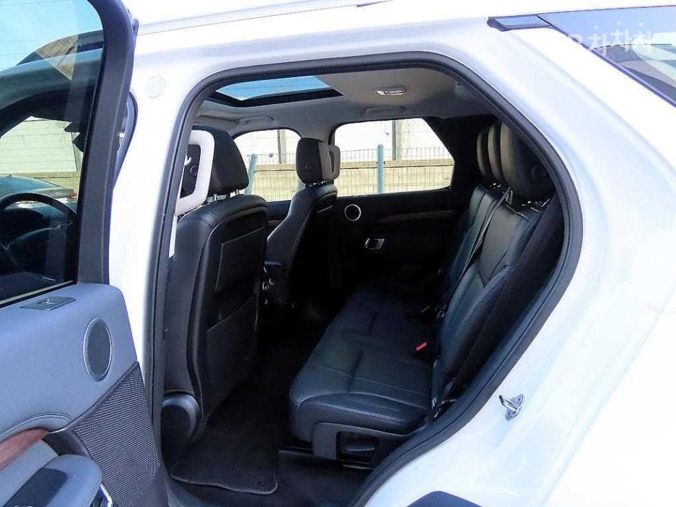 Land Rover 디스커버리53.0 TD6 HSE - 6