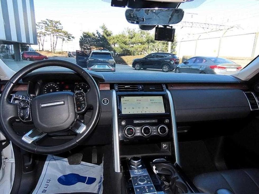 Land Rover 디스커버리53.0 TD6 HSE - 7