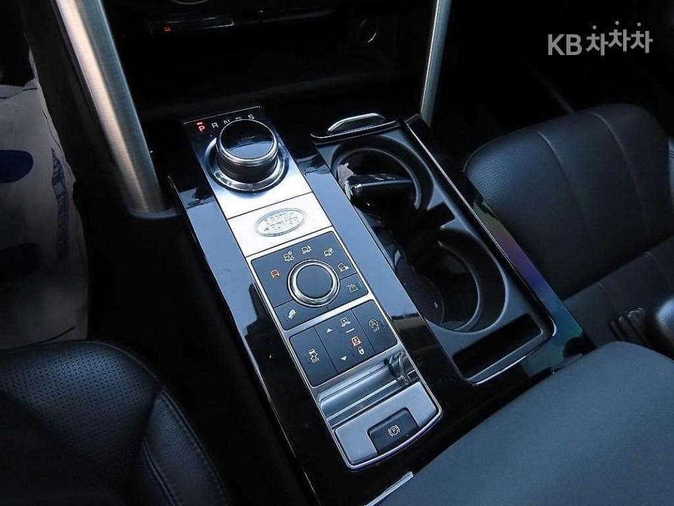 Land Rover 디스커버리53.0 TD6 HSE - 10