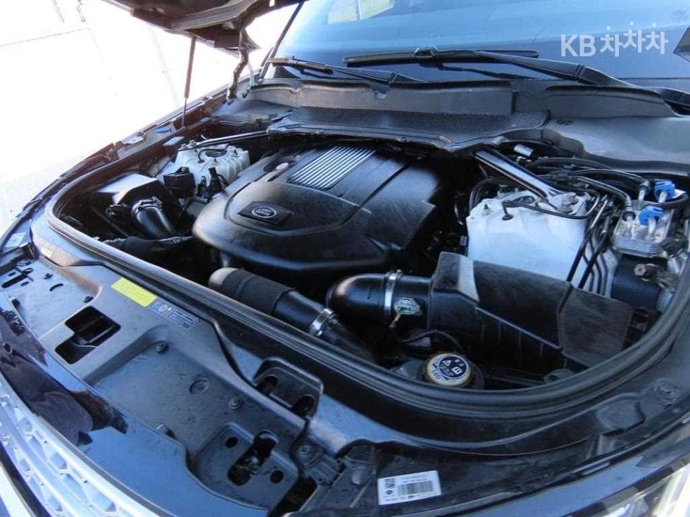 Land Rover 디스커버리53.0 TD6 HSE - 19