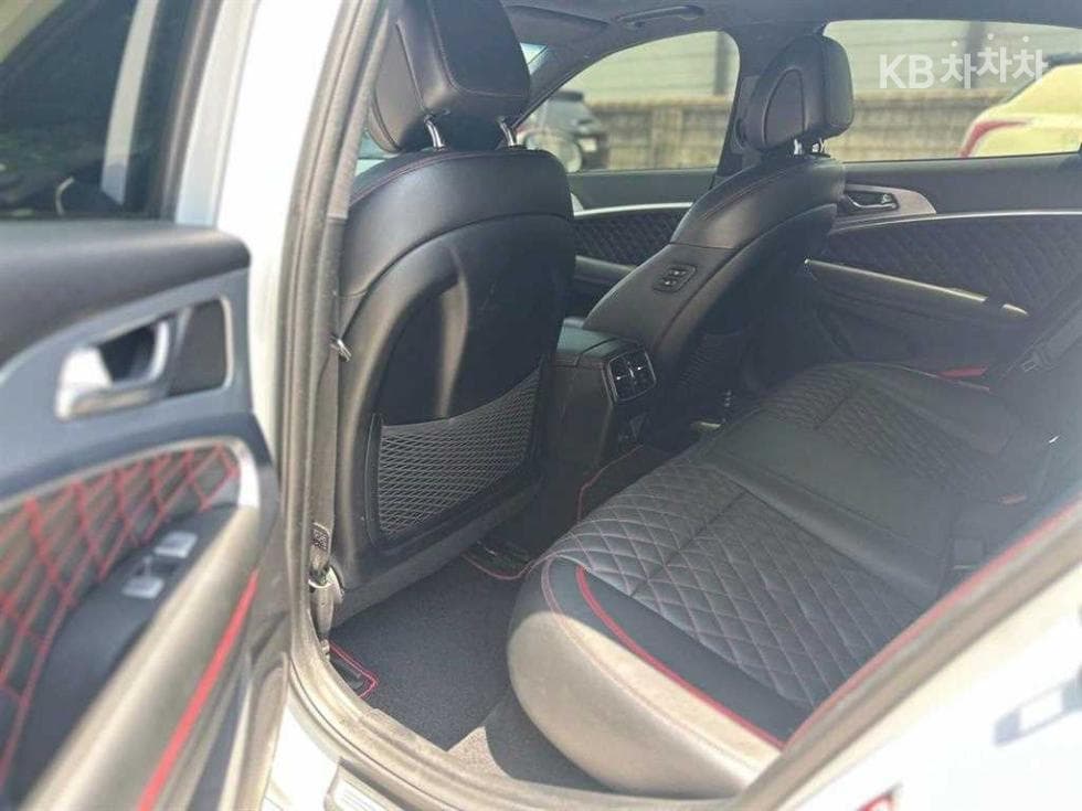 Genesis G702.0T Sport Package - 9