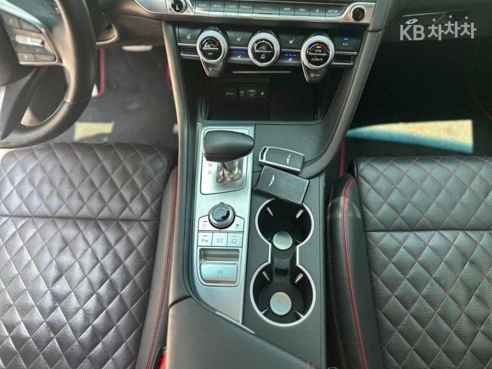 Genesis G702.0T Sport Package - 10