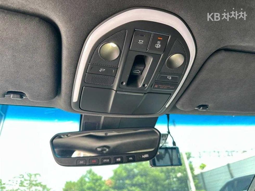 Genesis G702.0T Sport Package - 13