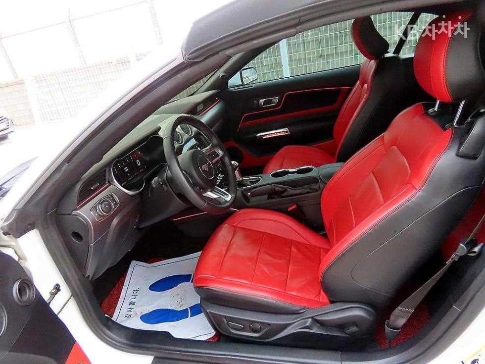Ford 올New머스탱Convertible Premium - 9