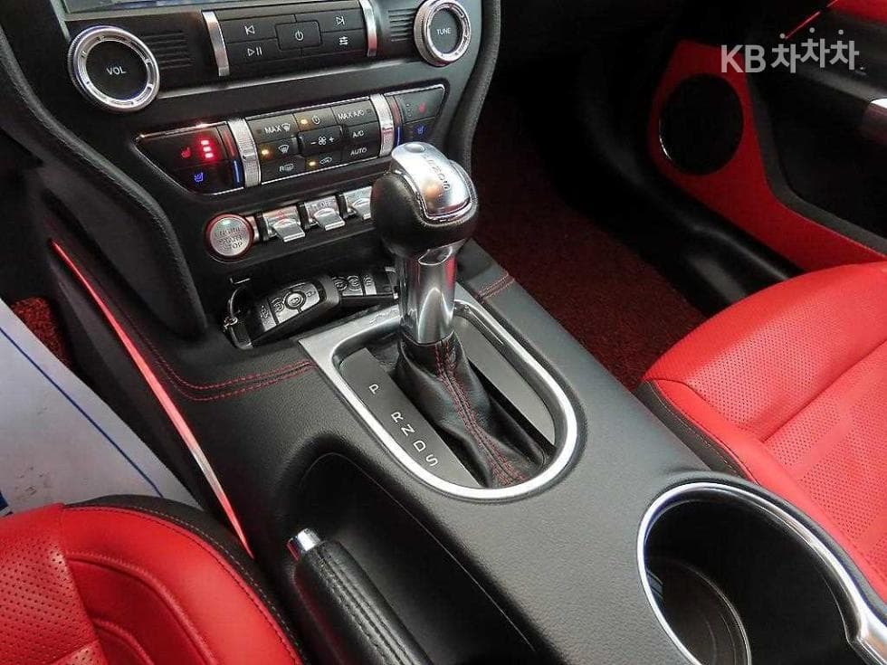 Ford 올New머스탱Convertible Premium - 14