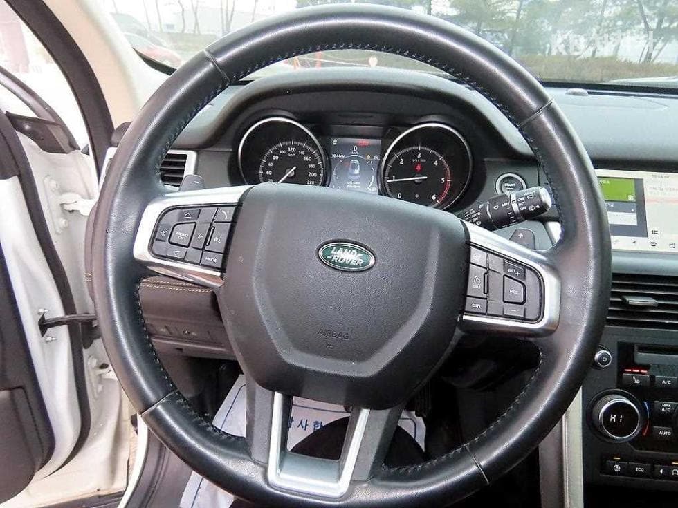 Land Rover 디스커버리 스포츠2.0 TD4 HSE Luxury - 8