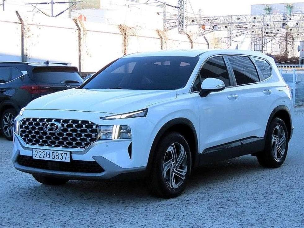 Hyundai The New (facelift) Santa Fe TM Diesel 2.2 2WD Premium 초이스 - Image 1