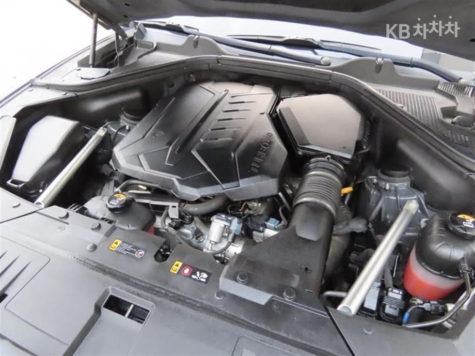 Genesis GV803.0 Diesel AWD - 19