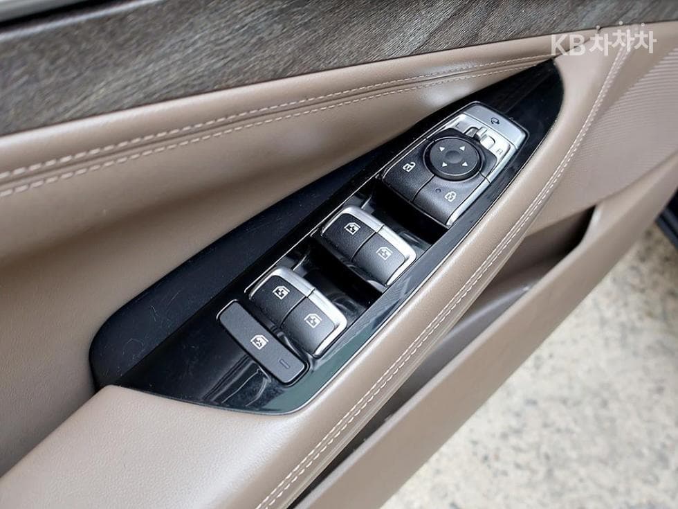 Kia K82.5L gasoline Noblesse - 11