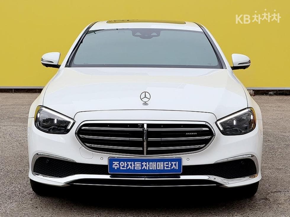 Mercedes-Benz E-Class (W213)E300e 4MATIC Exclusive