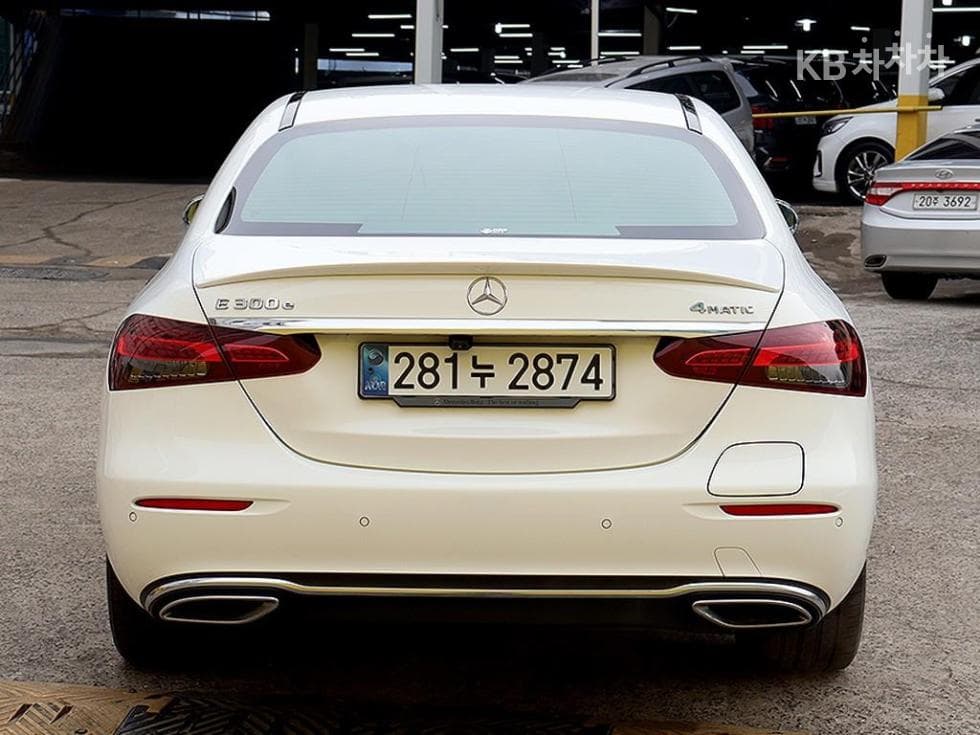 Mercedes-Benz E-Class (W213)E300e 4MATIC Exclusive - 3
