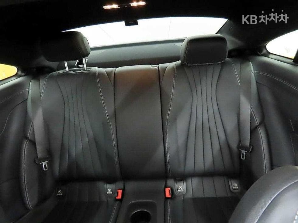 Mercedes-Benz E-Class (W213)E450 4MATIC Coupe Standard - 6