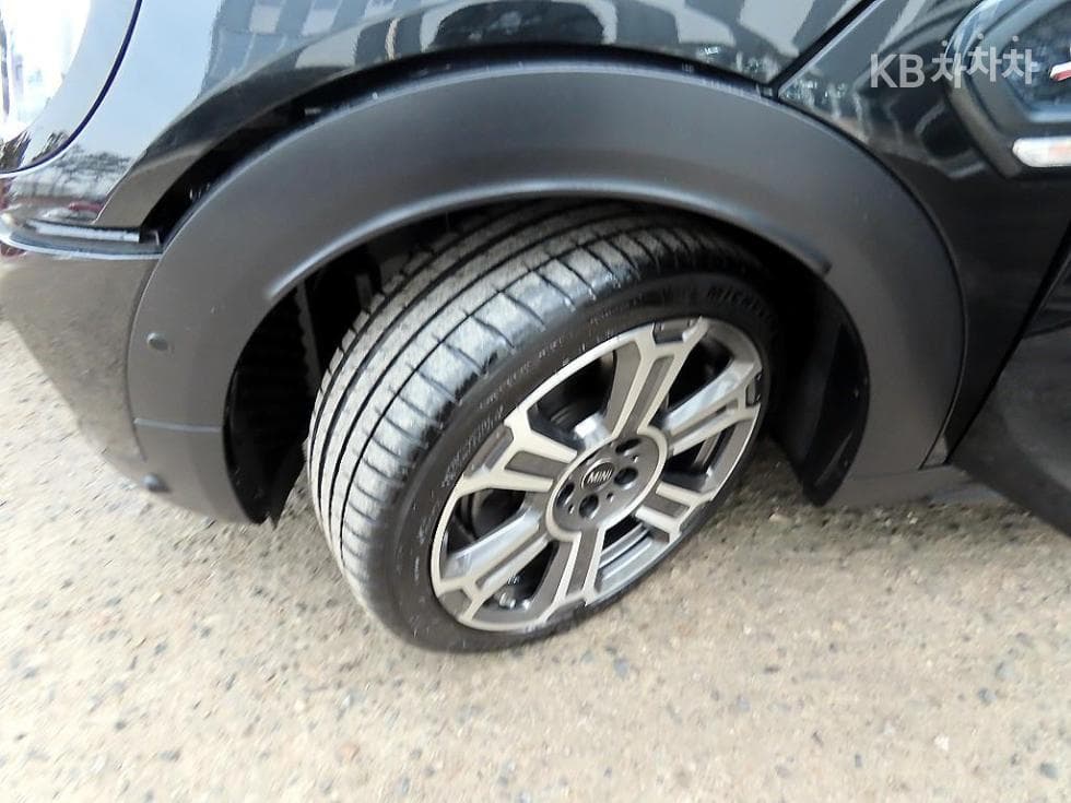 Mini Countryman (F60)2.0 Cooper S All4 T1 - 20