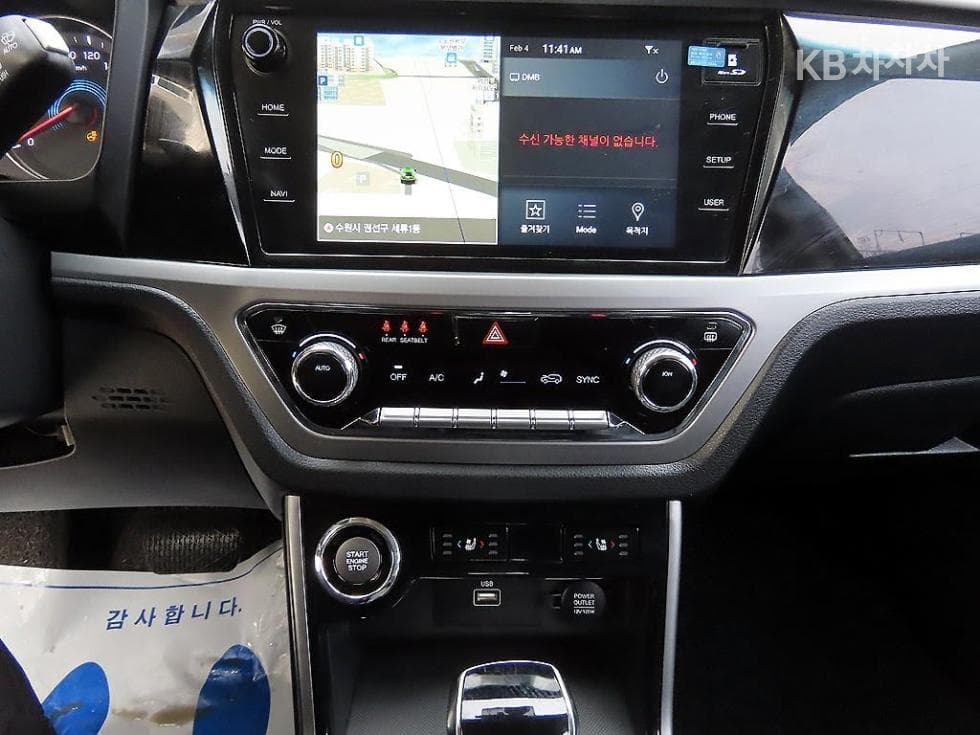 KG Mobility 뷰티플 코란도1.5 GDi Turbo 2WD C5 Plus - 12