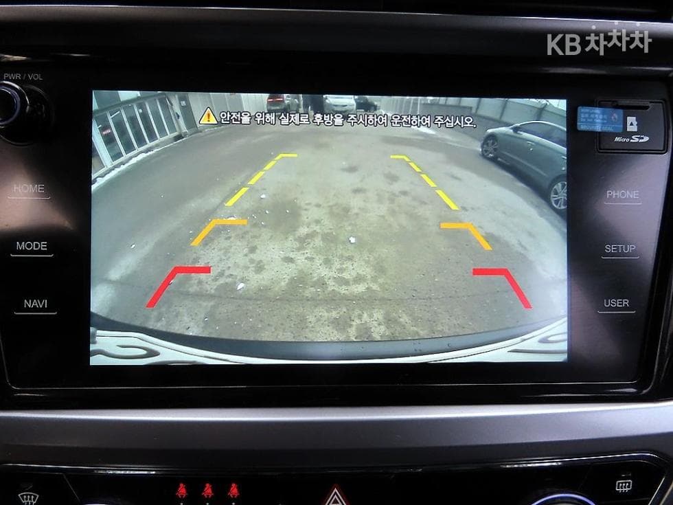 KG Mobility 뷰티플 코란도1.5 GDi Turbo 2WD C5 Plus - 13