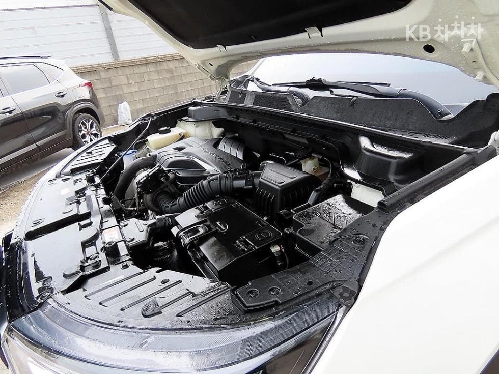 KG Mobility 뷰티플 코란도1.5 GDi Turbo 2WD C5 Plus - 18