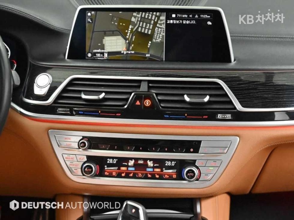 BMW 7시리즈 (G11)740i sDrive Design Pure Excellence - 14