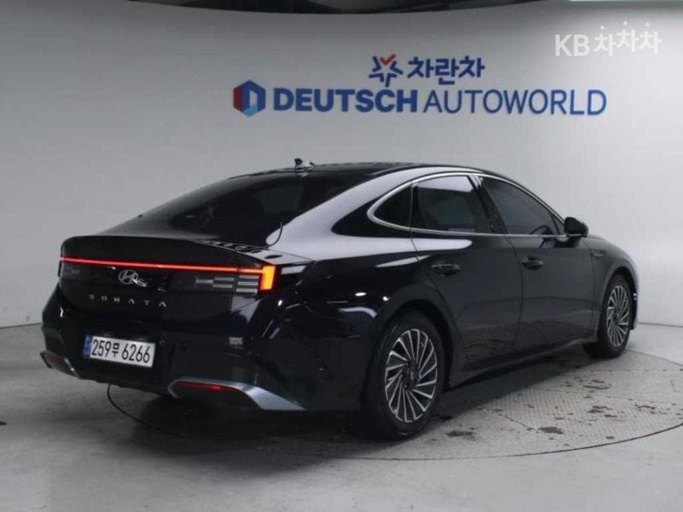 Hyundai Sonata The Edge (Sonata facelift) Hybrid(DN8)2.0 HEV Exclusive - 2