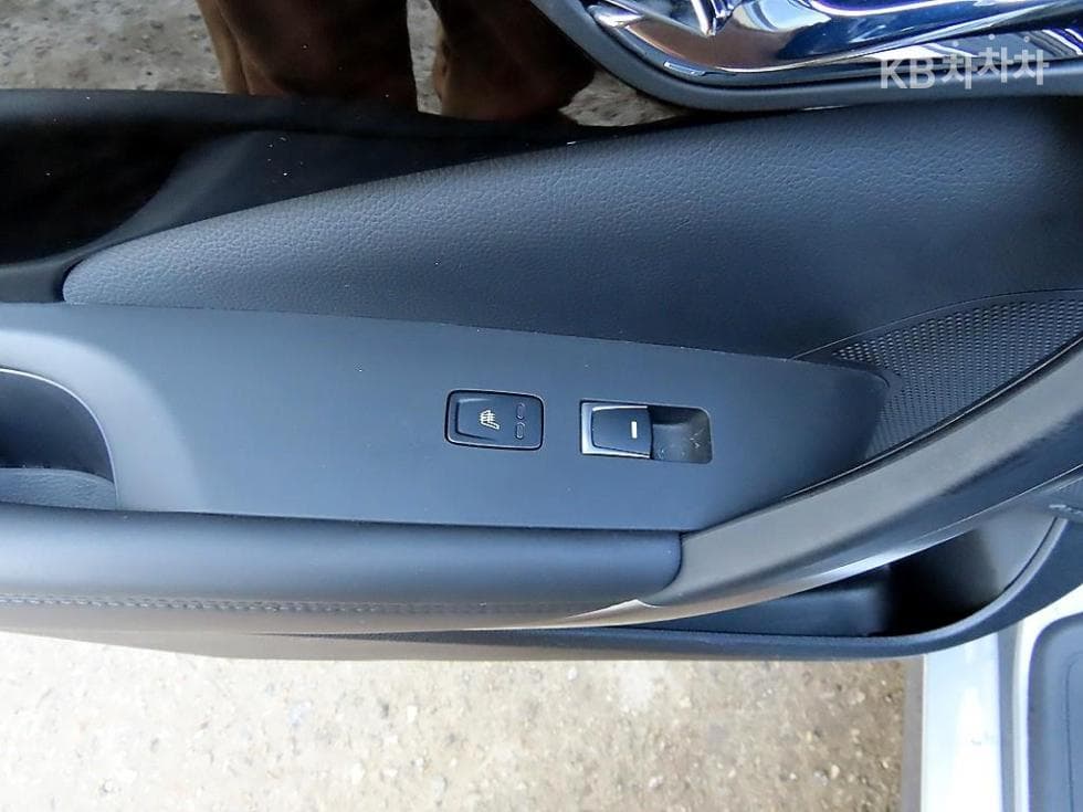 Hyundai Grandeur (Azera) HybridPremium - 17