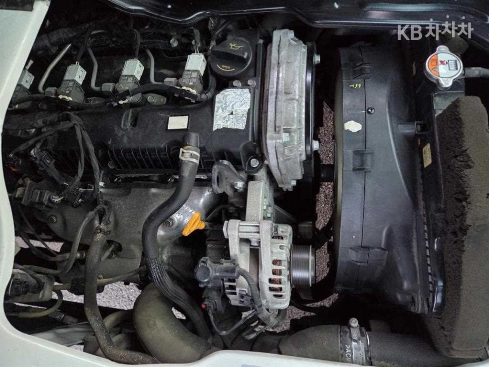 Hyundai Porter 2Extra Long Super Cab CRDi DLX Standard - 9