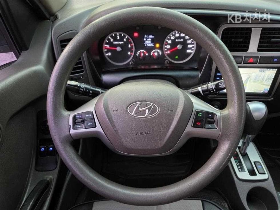 Hyundai Porter 2Extra Long Super Cab CRDi DLX Standard - 10