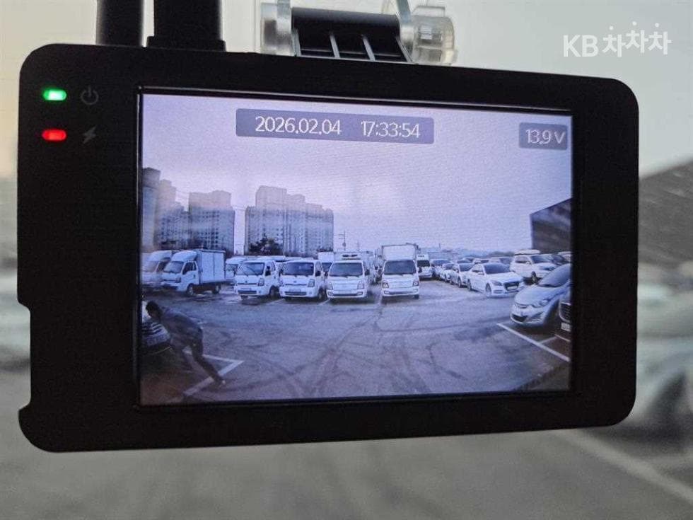 Hyundai Porter 2Extra Long Super Cab CRDi DLX Standard - 14