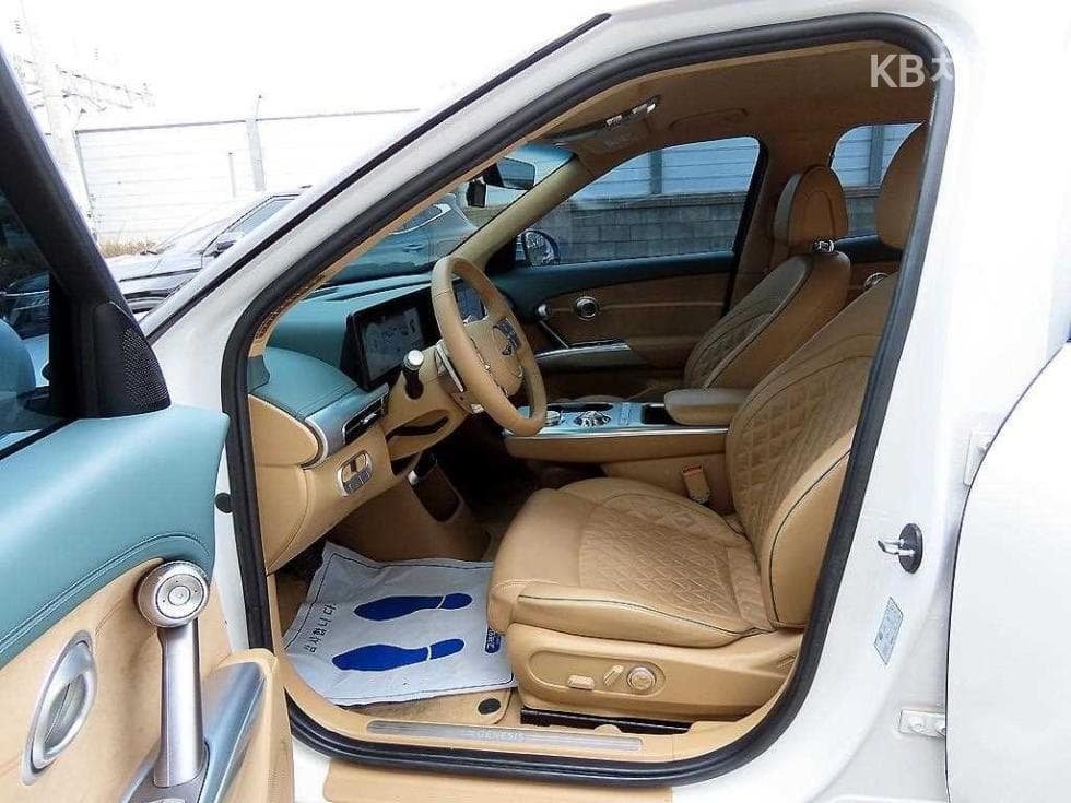 Genesis GV60Standard 2WD Standard - 5