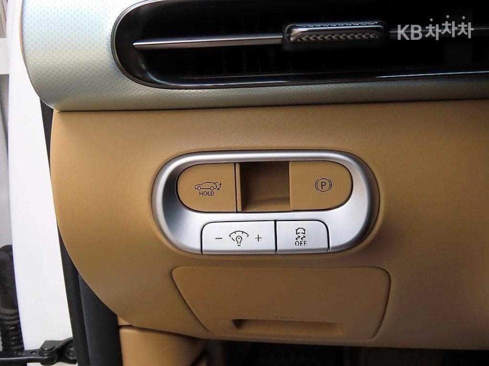 Genesis GV60Standard 2WD Standard - 12