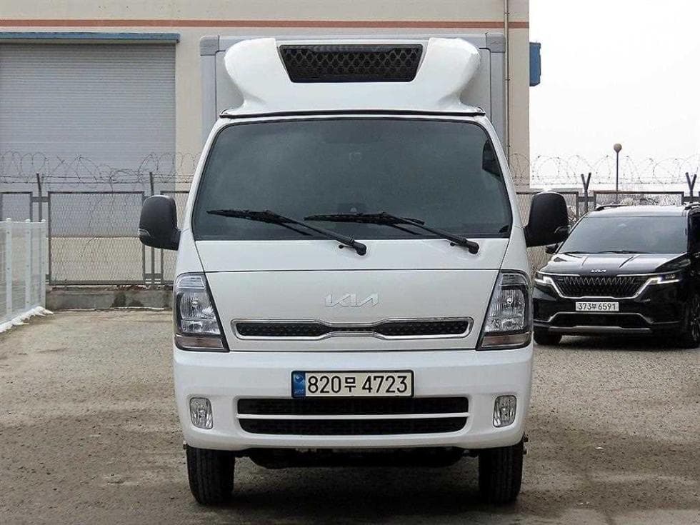 Kia The New (facelift) Bongo 3 (light truck)LPG 냉동Top (Cargo)차 1 Ton Standard King Cab Extra Long GL