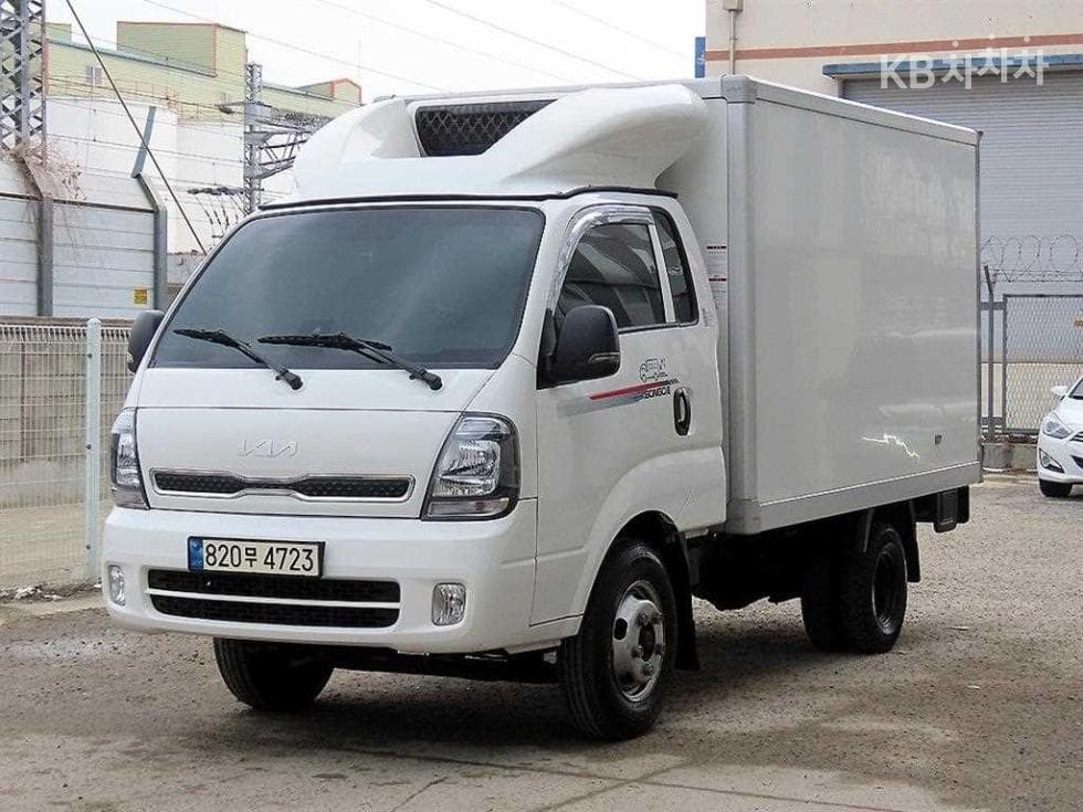Kia The New (facelift) Bongo 3 (light truck) LPG 냉동Top (Cargo)차 1 Ton Standard King Cab Extra Long GL - Image 1