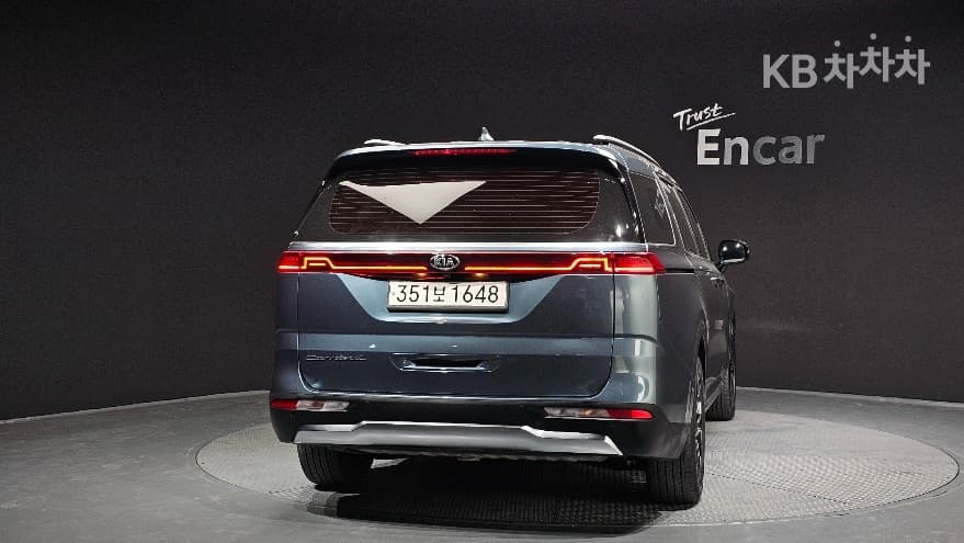 Kia Carnival 4th generationD2.2 9-seater Noblesse - 4