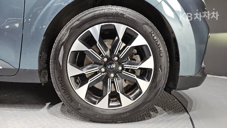 Kia Carnival 4th generationD2.2 9-seater Noblesse - 5